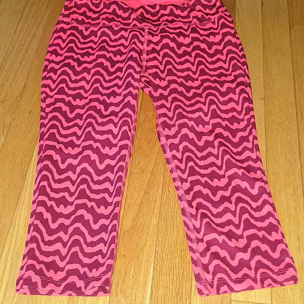 LIKE NEW workout leggings
